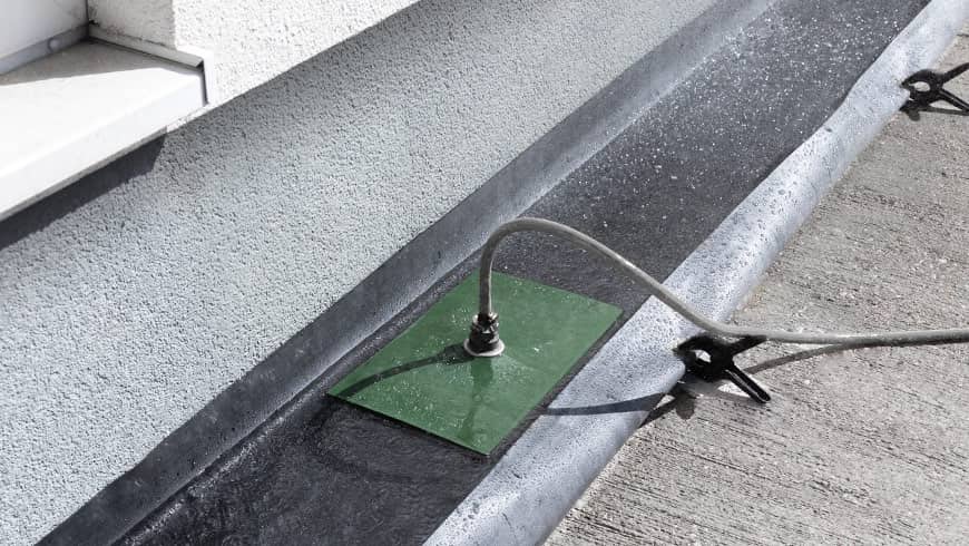 Fassadenreinigung Abwasser Algenmax